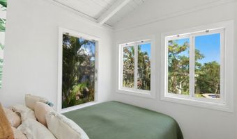 952 Holoholo St, Kailua, HI 96734