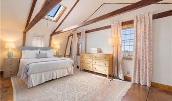 27 William St, Newport, RI 02840