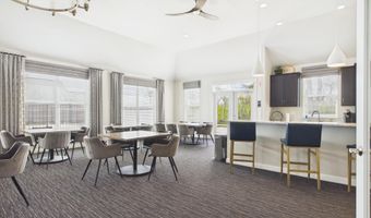 5668 N KESTREL Cir, Appleton, WI 54913