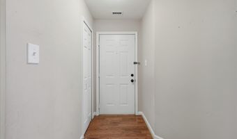 44114 NATALIE Ter 202, Ashburn, VA 20147