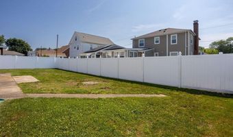 63 Ferncliff Ave, North Providence, RI 02911