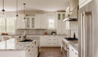 6885 S Robertsdale Way, Aurora, CO 80016