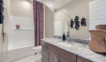 9915 S DUTCHMAN Dr, Apache Junction, AZ 85120