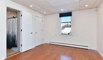 9 E 15TH St, Bayonne, NJ 07002