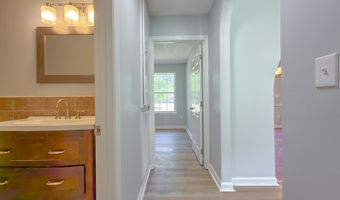 214 Riverchase Dr, Bainbridge, GA 39819