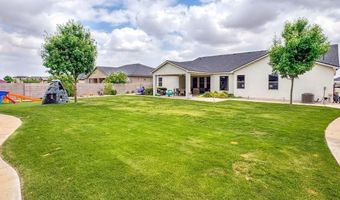 406 Plantation Ct, Carlsbad, NM 88220