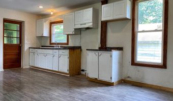 26 Verbraska Ave, Amsterdam, NY 12010