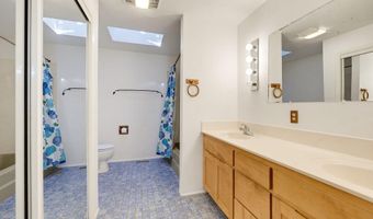 840 Harmony Ln, Ashland, OR 97520