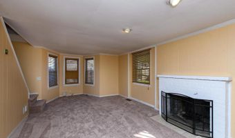 2 Woodbrook Dr, Aberdeen, NJ 07747