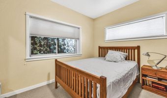 1245 Iowa St, Ashland, OR 97520
