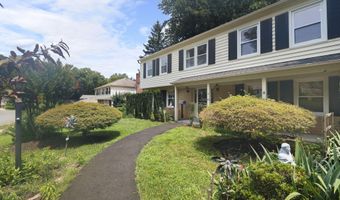 8418 STONE GATE Dr, Annandale, VA 22003