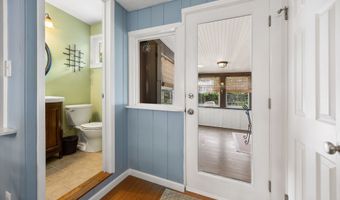 139 Contour Dr, Cheshire, CT 06410