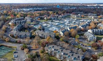 2106 CHESAPEAKE HARBOUR Dr 202, Annapolis, MD 21403