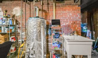 827 Orange St, Ashland, OH 44805