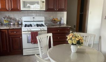 385 Brookfield Ave, Staten Island, NY 10308