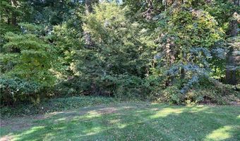 6429 Amherst Cir, Ashtabula, OH 44004