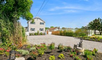 282 S Ketcham Ave, Amityville, NY 11701
