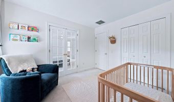 5 LINDEN SPRING Ln, Bear, DE 19701