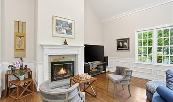3 Cedar Rock Mdw, East Greenwich, RI 02818