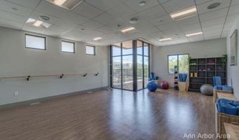 3306 Sunton Rd, Ann Arbor, MI 48105