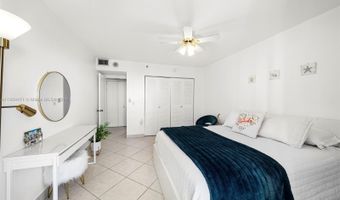 20505 E Country Club Dr 736, Aventura, FL 33180