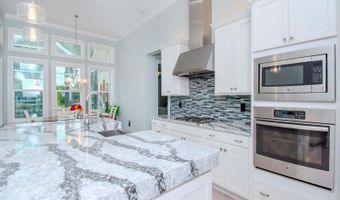 717 MANNS HARBOR Dr, Apollo Beach, FL 33572