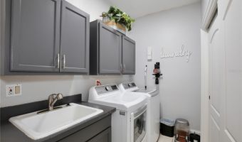 1726 MAJESTIC OAK Dr, Apopka, FL 32712