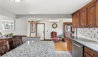 123 Royal Ave, Cranston, RI 02920