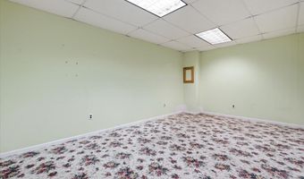 14 E Point Rd, Albrightsville, PA 18210