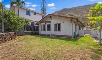 1482 Honokahua St, Honolulu, HI 96825