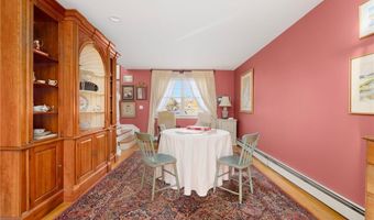 9 White Ter, Middletown, RI 02842