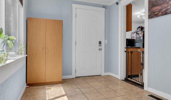 9 Middle Road Ext, Standish, ME 04084