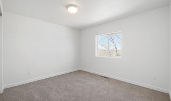 6353 Victor Dr, Fallon, NV 89406