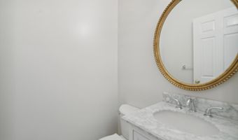 3231 SUTTON Pl NW A, Washington, DC 20016