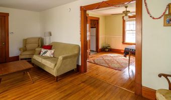 117 Oak Grove Ave, Brattleboro, VT 05301