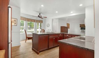 79 Middlesex Ave, Chester, CT 06412