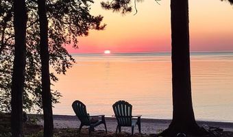 5877 Five Mile Point Rd, Allouez, MI 49805