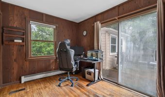 17 Hunters Path, Clinton, CT 06413