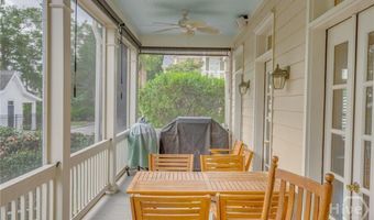 11 Turnbull Ln, Savannah, GA 31410