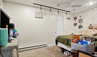 484 BROUGH Rd, Abbottstown, PA 17301