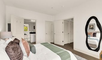 2550 17TH St NW 317, Washington, DC 20009