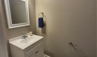 595 Vaughn Rd, Athens, GA 30606