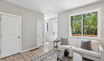 16236 SW GAGE Ln, Beaverton, OR 97006