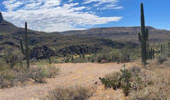 S Tillys Trail, Black Canyon City, AZ 85324