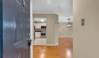 20593 CORNSTALK Ter 101, Ashburn, VA 20147