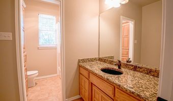 182 Lakeview Dr, Aledo, TX 76008
