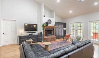 9902 SW 124TH Ter, Archer, FL 32618