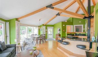 3956 S Turkeyfoot Rd, Akron, OH 44319
