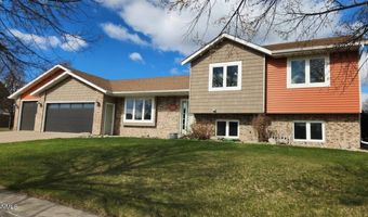 2630 Henry St, Bismarck, ND 58503