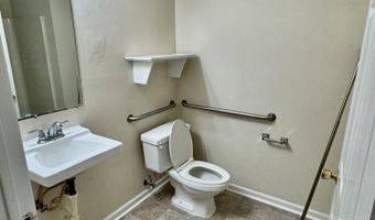 772 E 3rd St K, Ayden, NC 28513